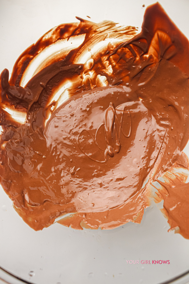 Healthy Cookie Dough Bark That Tastes Like a Cheat Dessert (Without the Guilt)