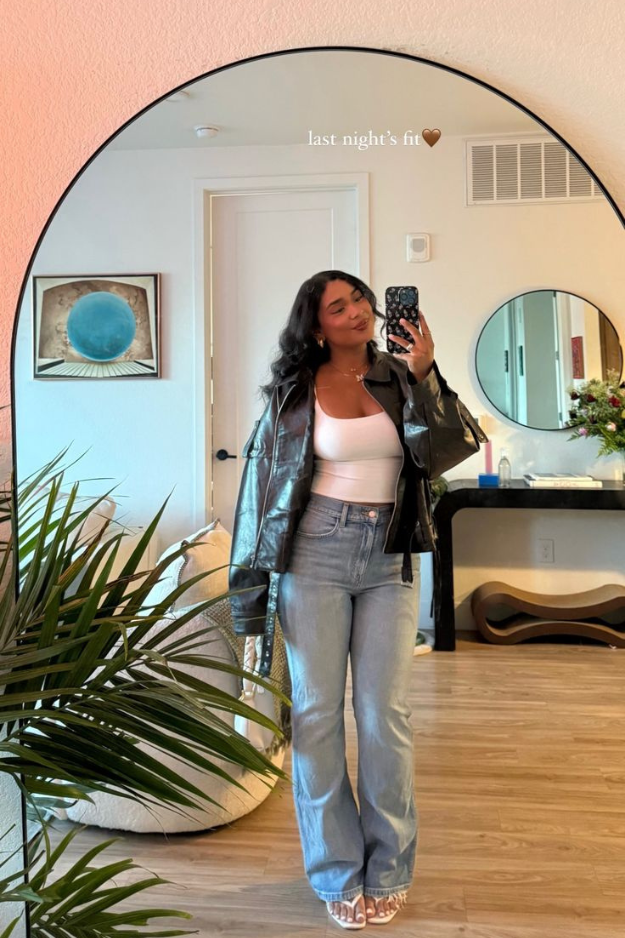 What to Wear If You're Petite With a Tummy (The Genius Styling Guide) What to Wear If You're Petite With a Tummy (The Genius Styling Guide)