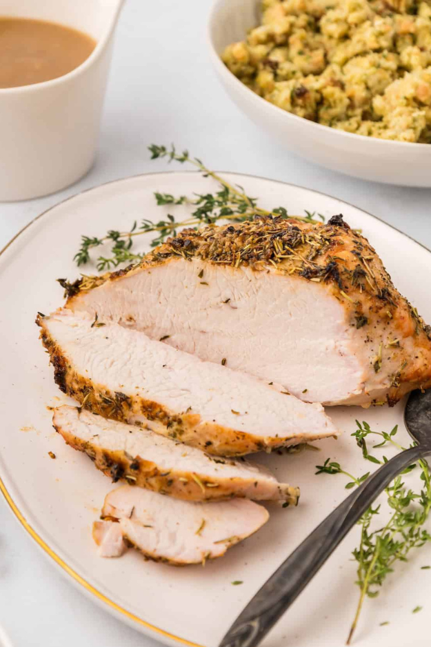 43 Christmas Dinner Ideas That Feel Like a Hallmark Movie Come to Life 43 Christmas Dinner Ideas That Feel Like a Hallmark Movie Come to Life