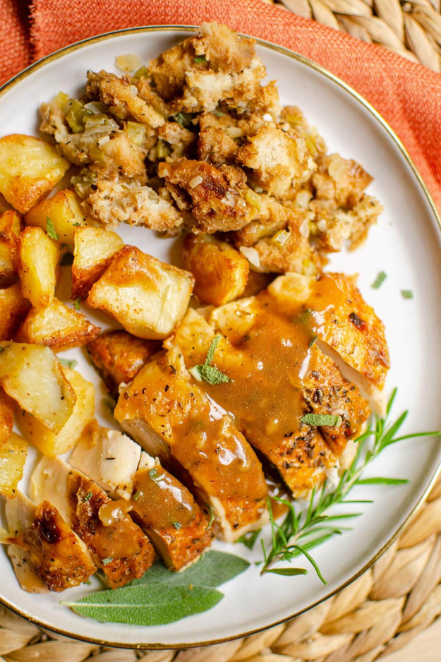 43 Christmas Dinner Ideas That Feel Like a Hallmark Movie Come to Life 43 Christmas Dinner Ideas That Feel Like a Hallmark Movie Come to Life