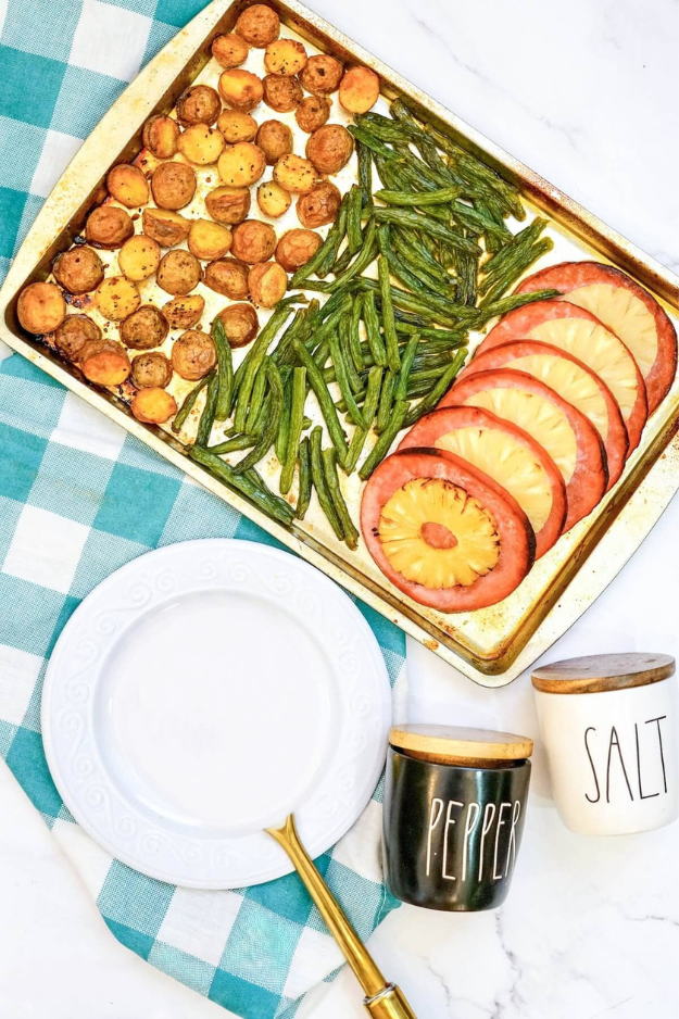 43 Christmas Dinner Ideas That Feel Like a Hallmark Movie Come to Life 43 Christmas Dinner Ideas That Feel Like a Hallmark Movie Come to Life