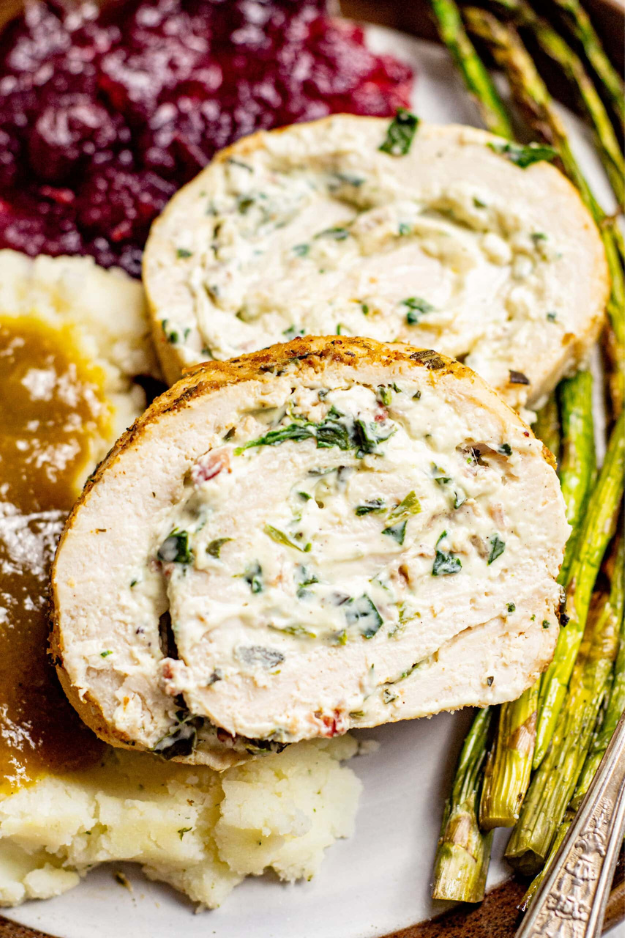 43 Christmas Dinner Ideas That Feel Like a Hallmark Movie Come to Life 43 Christmas Dinner Ideas That Feel Like a Hallmark Movie Come to Life