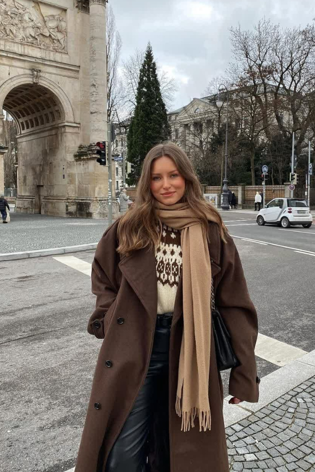 24 NYC Fall Outfits That Look Like You Walked Straight Out of SoHo 24 NYC Fall Outfits That Look Like You Walked Straight Out of SoHo