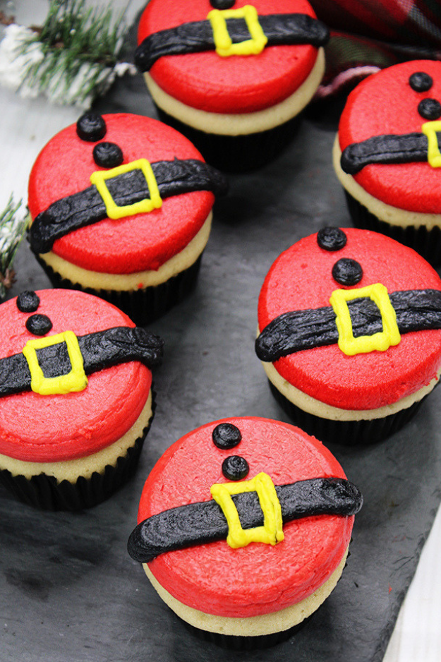 34 Christmas Cupcakes Everyone Will Be Snapping Photos Of Before Dessert