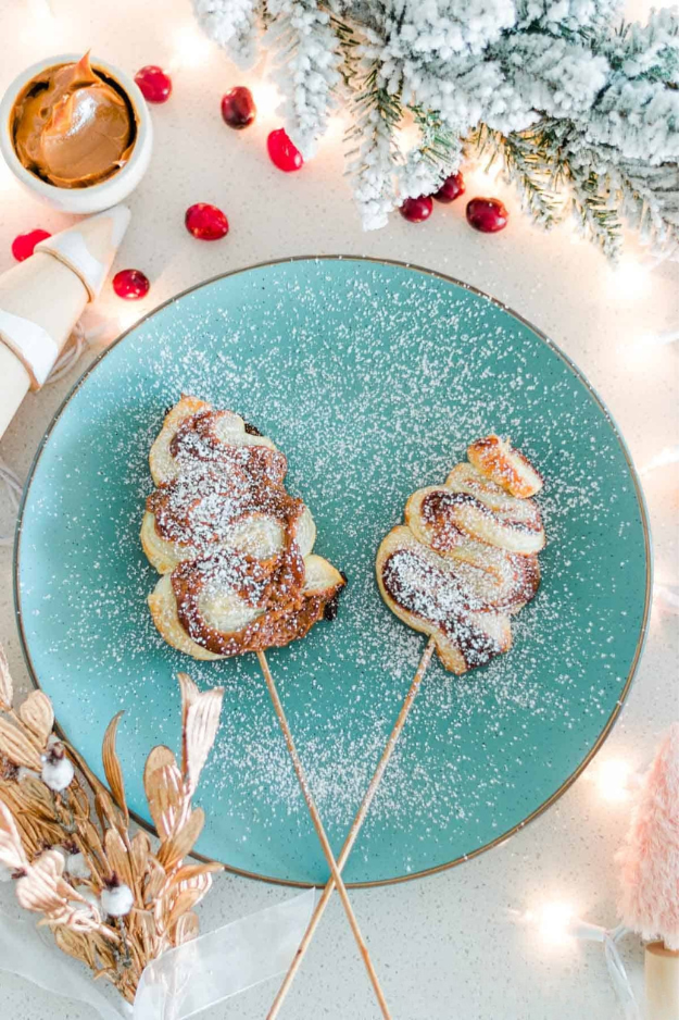 46 Easy Christmas Finger Foods That Look Like You Hired a Caterer 46 Easy Christmas Finger Foods That Look Like You Hired a Caterer