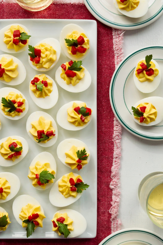 46 Easy Christmas Finger Foods That Look Like You Hired a Caterer 46 Easy Christmas Finger Foods That Look Like You Hired a Caterer
