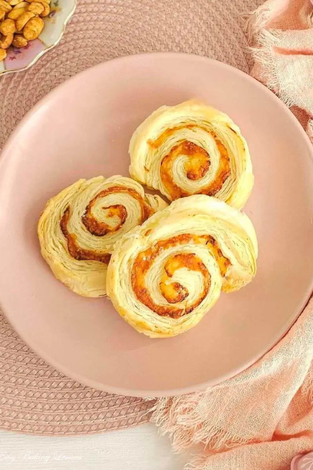 46 Easy Christmas Finger Foods That Look Like You Hired a Caterer 46 Easy Christmas Finger Foods That Look Like You Hired a Caterer