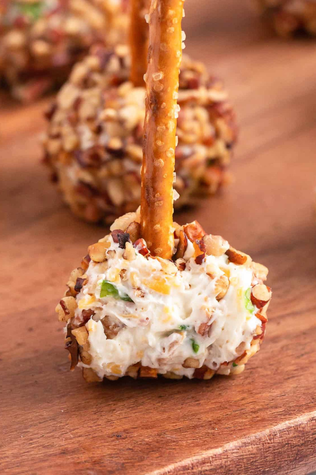 46 Easy Christmas Finger Foods That Look Like You Hired a Caterer 46 Easy Christmas Finger Foods That Look Like You Hired a Caterer