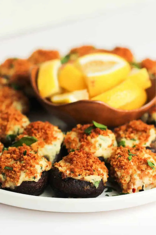 46 Easy Christmas Finger Foods That Look Like You Hired a Caterer 46 Easy Christmas Finger Foods That Look Like You Hired a Caterer