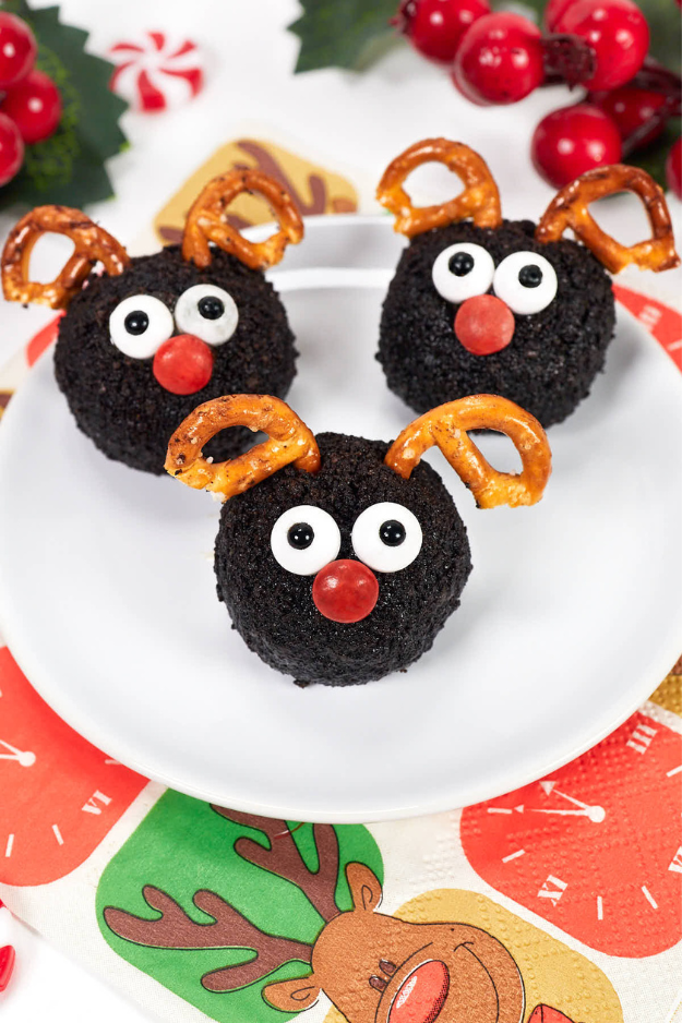46 Easy Christmas Finger Foods That Look Like You Hired a Caterer 46 Easy Christmas Finger Foods That Look Like You Hired a Caterer