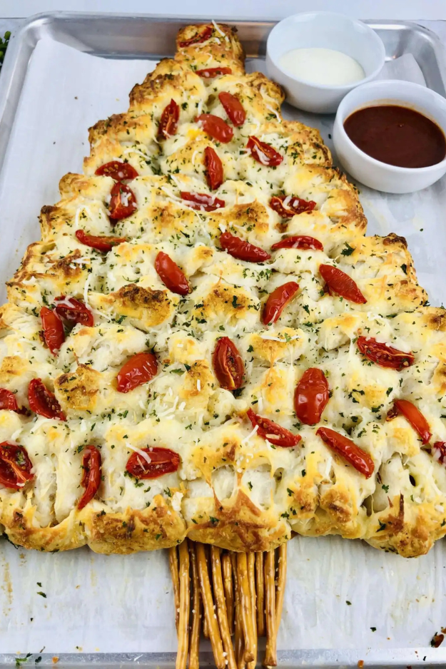 46 Easy Christmas Finger Foods That Look Like You Hired a Caterer 46 Easy Christmas Finger Foods That Look Like You Hired a Caterer