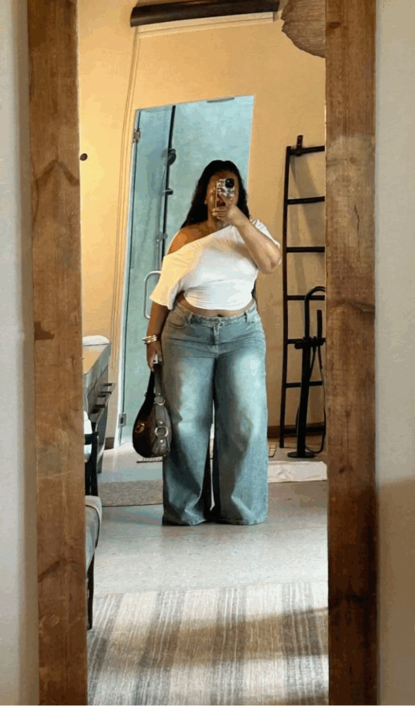 What to Wear If You Have a Big Belly (Without Hiding Your Body)