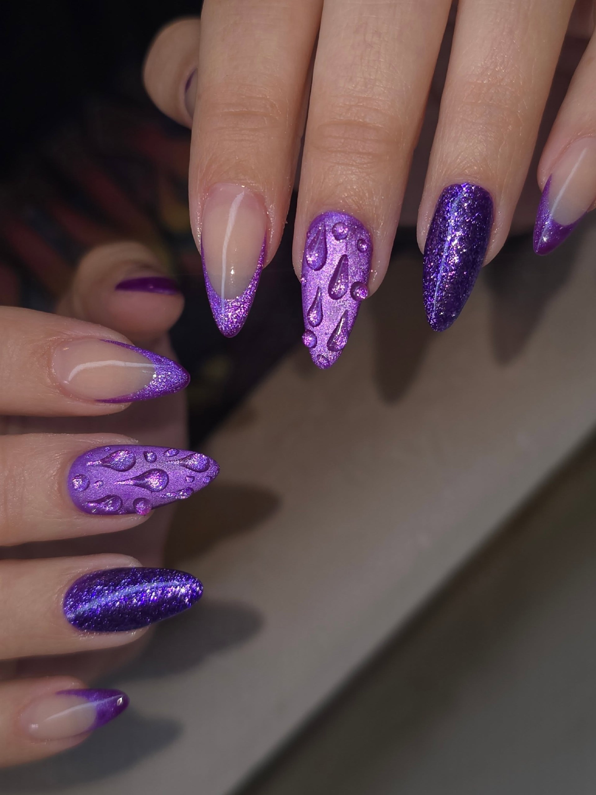 Sparkling Purple Dewdrop Almond Nails