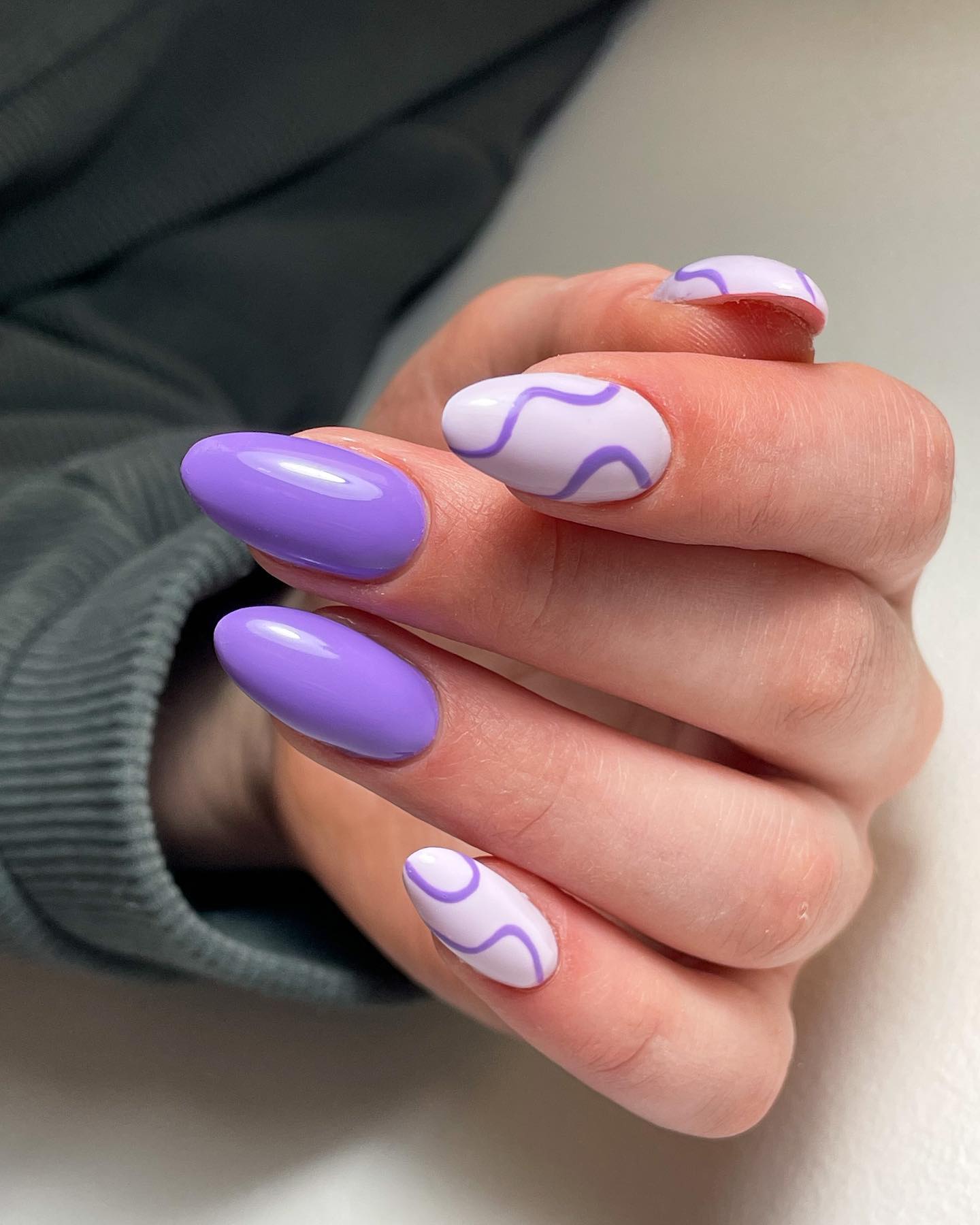 Lavender Swirl Glossy Almond Nails