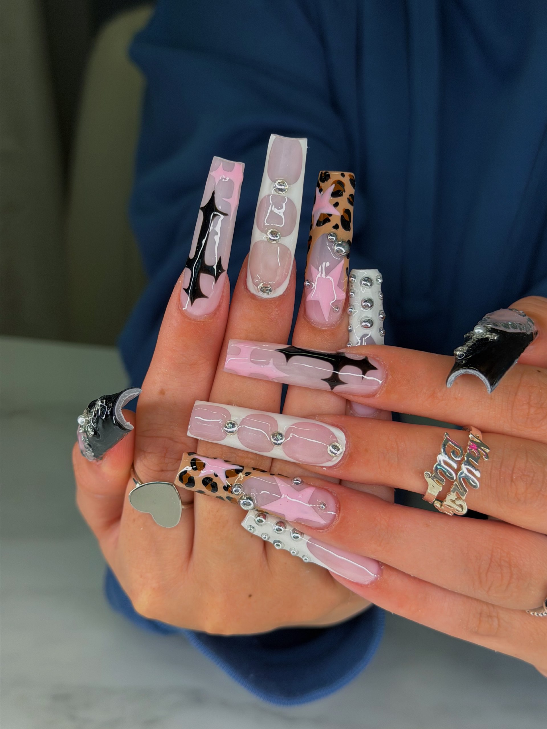 Gothic Pink Leopard Star French Tips