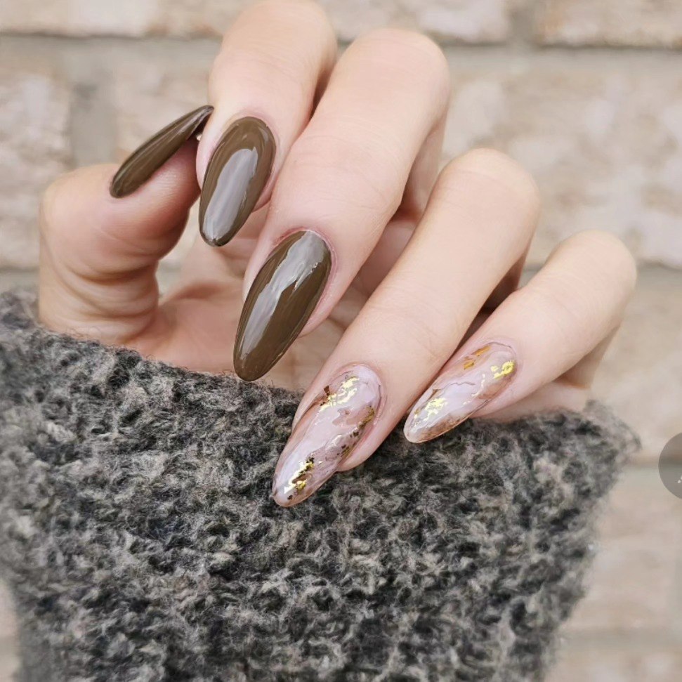 Glossy Chocolate Marble With Gold Leaf