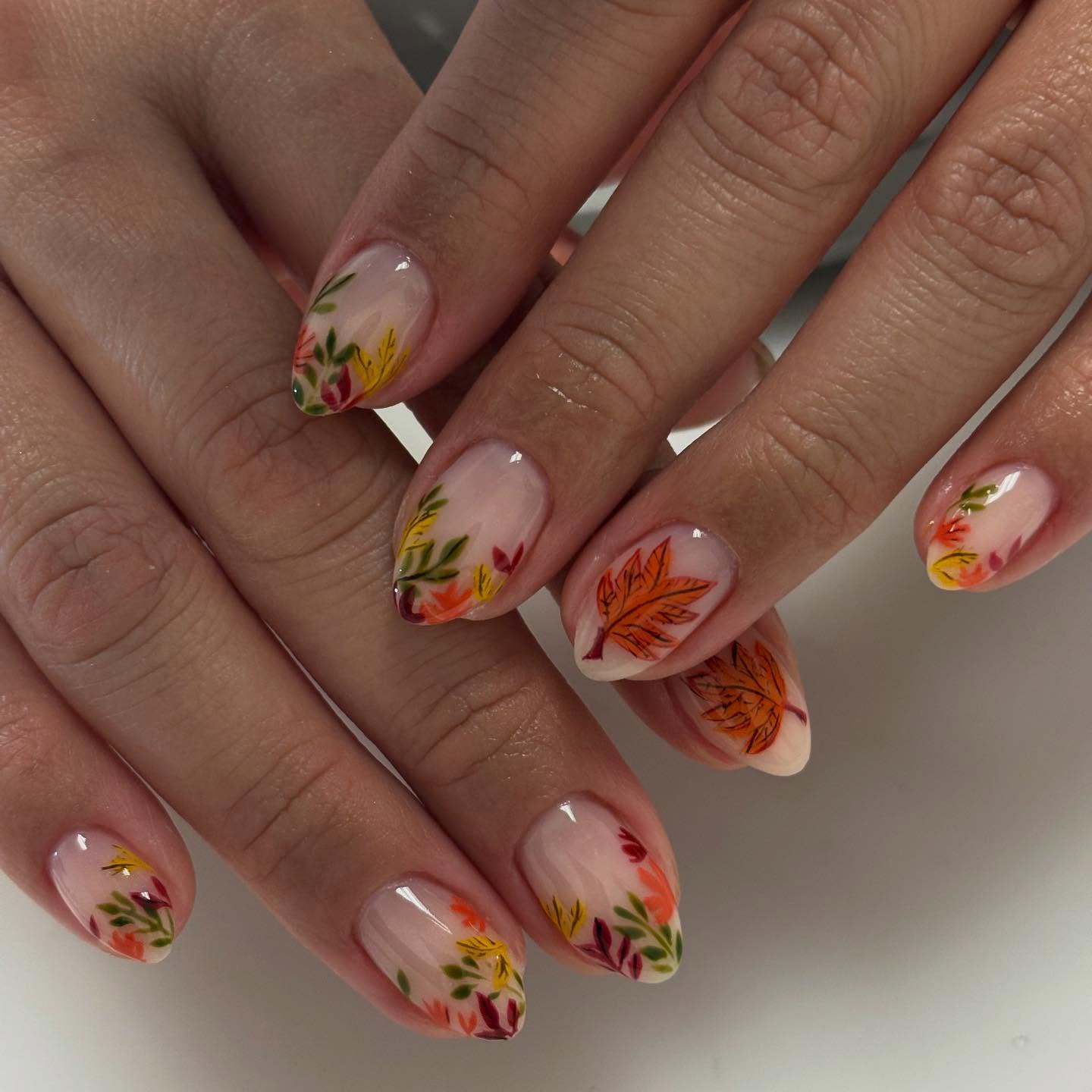 Autumn Leaf Fall Nail Art Designs