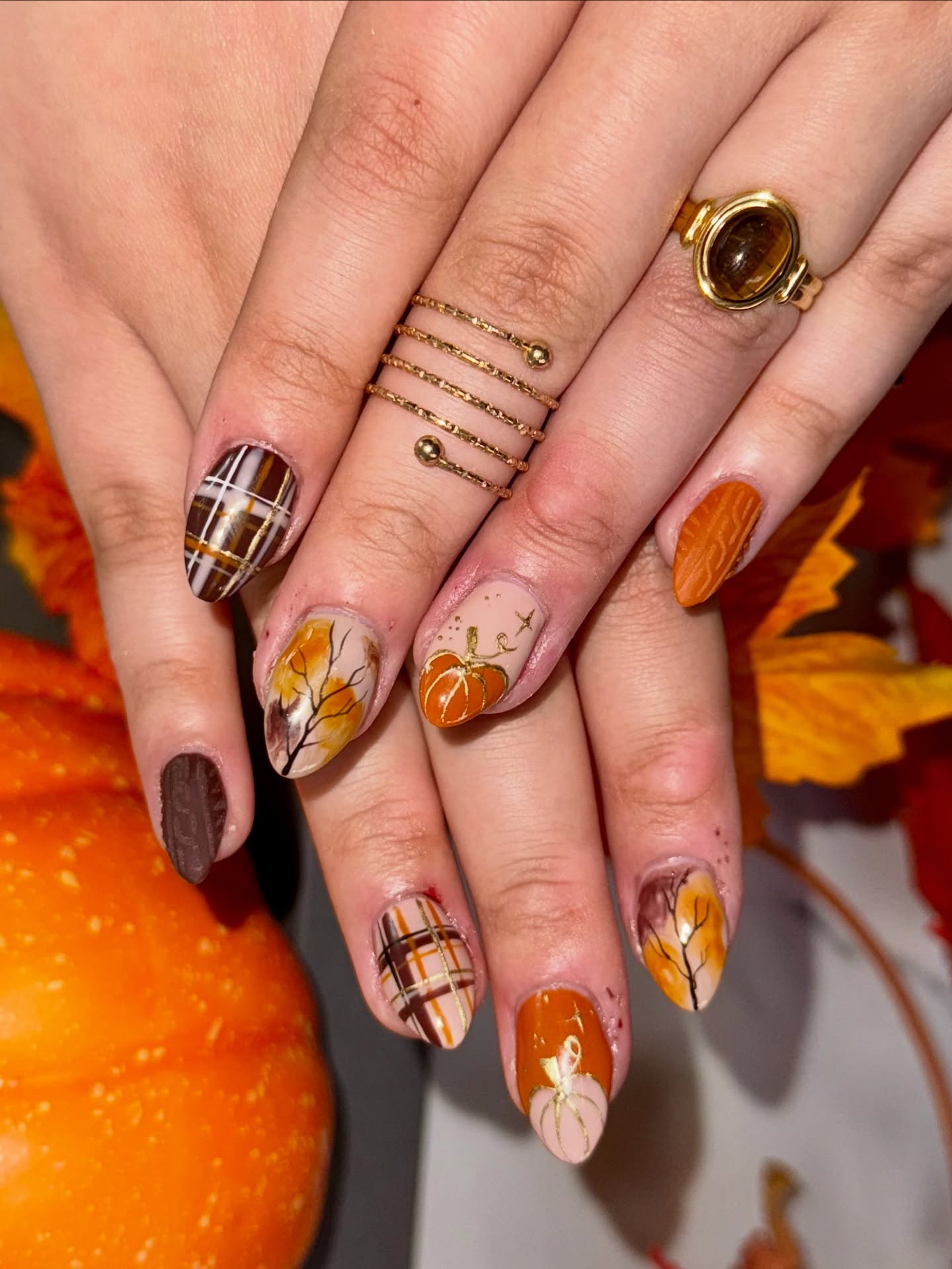 Cozy Autumn Fall Pumpkin Plaid Nail Art