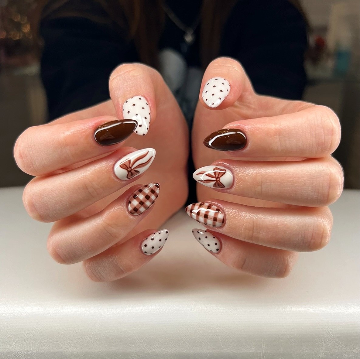 Brown Plaid Bow Dot Almond Nails