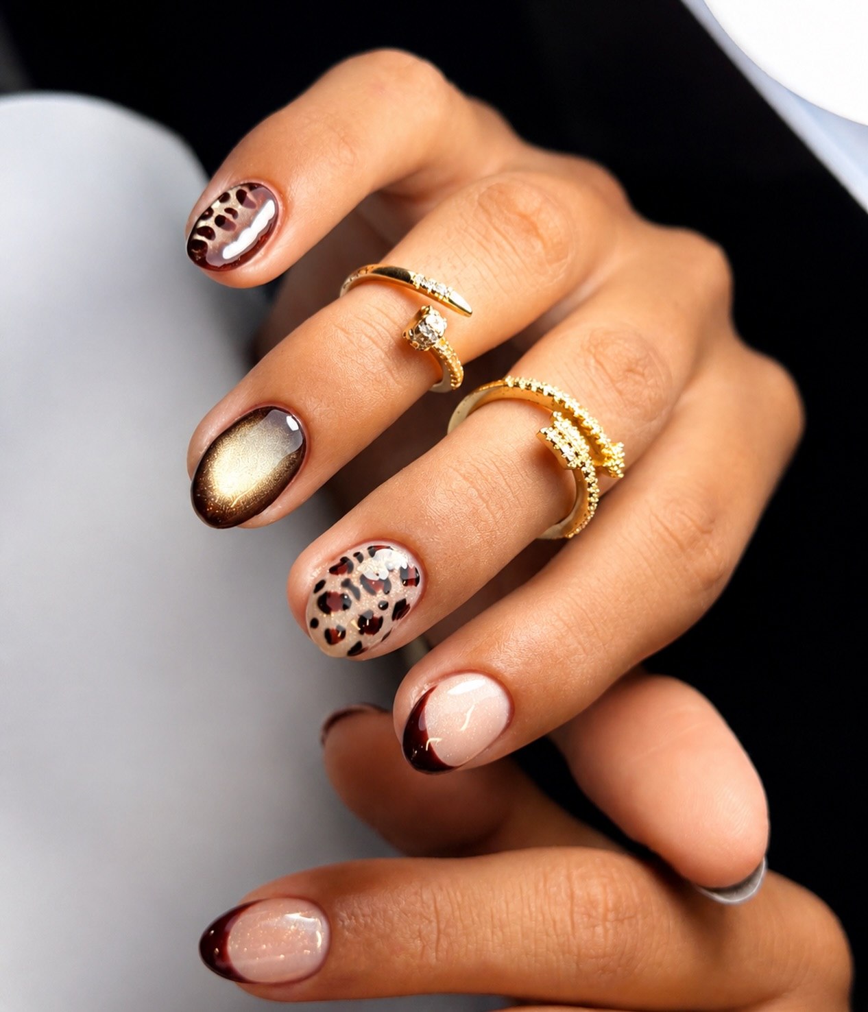 Gilded Leopard Eye Cat Eye French Nails