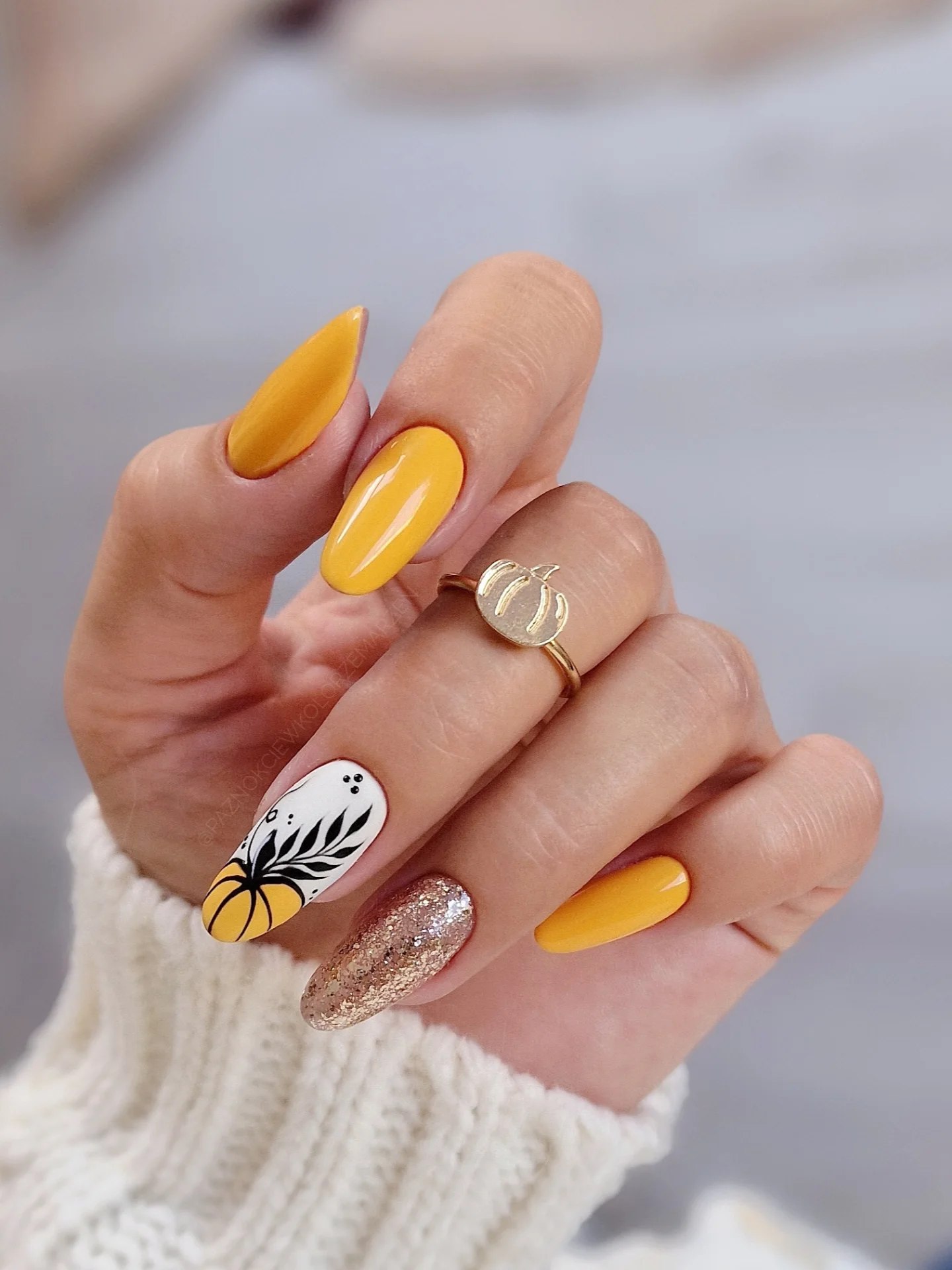 Cozy Pumpkin Patch Almond Nails