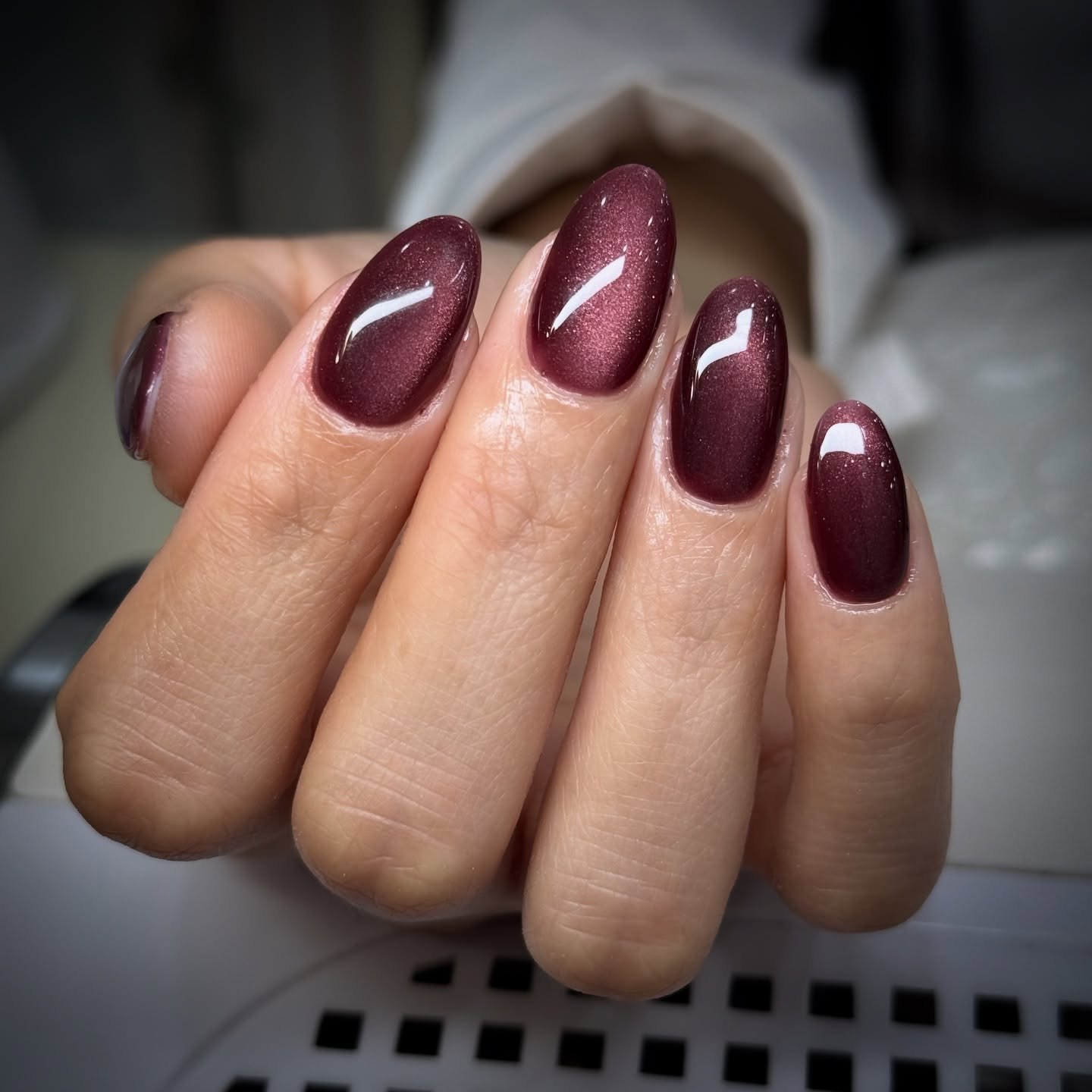 Glossy Deep Burgundy Cat Eye Oval Nails