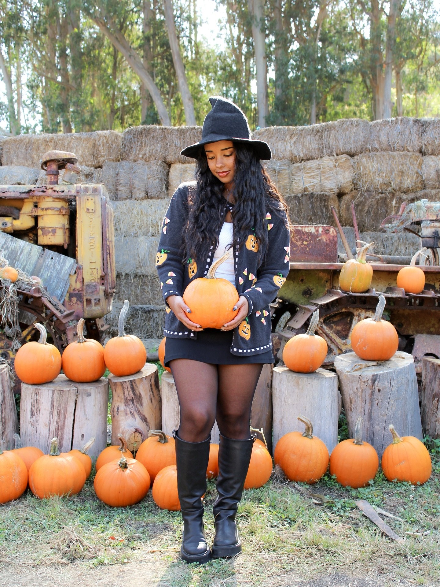 Cozy Witchy Halloween Farm Core Look