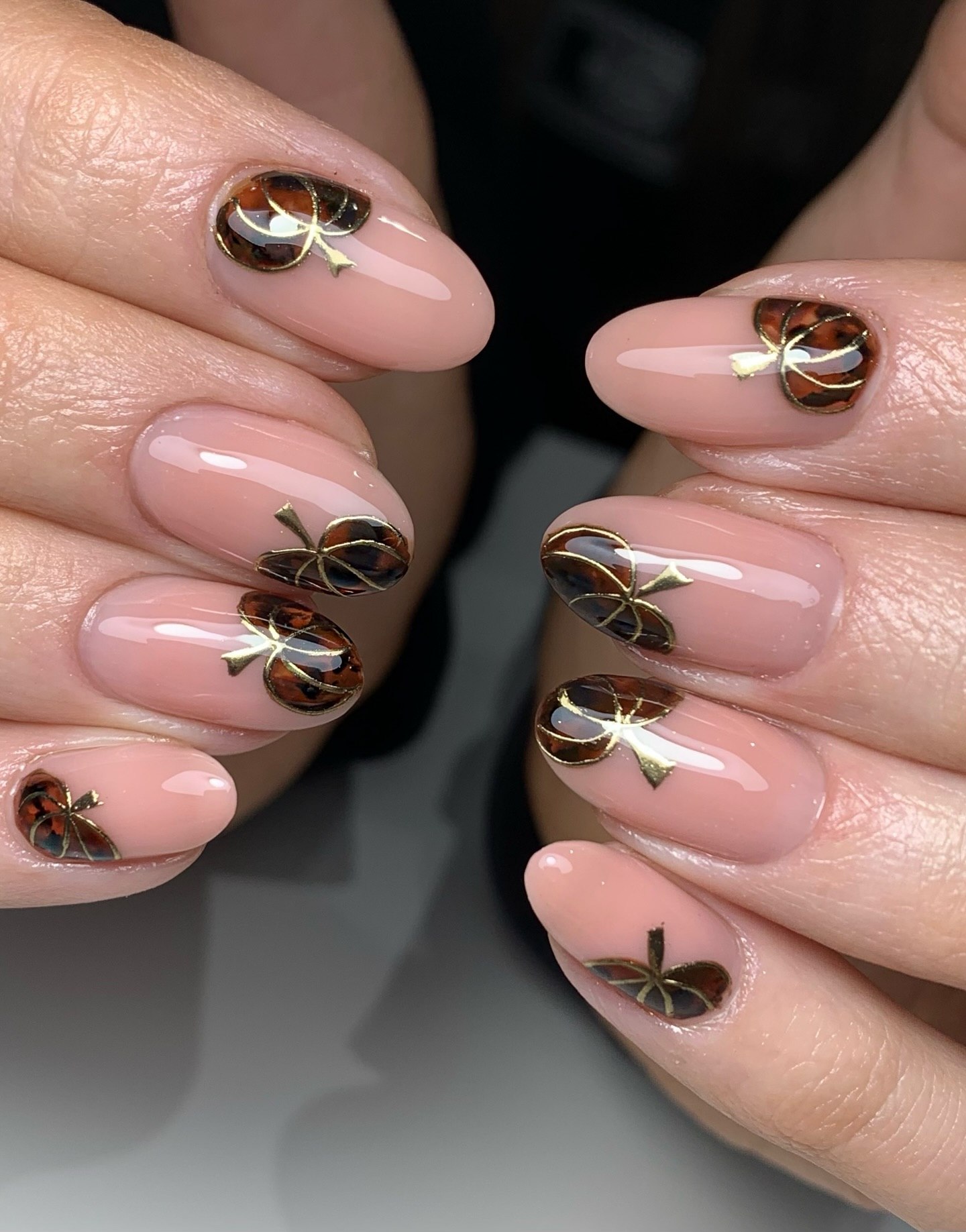 Glossy Nude with Tortoiseshell Leaf Accents