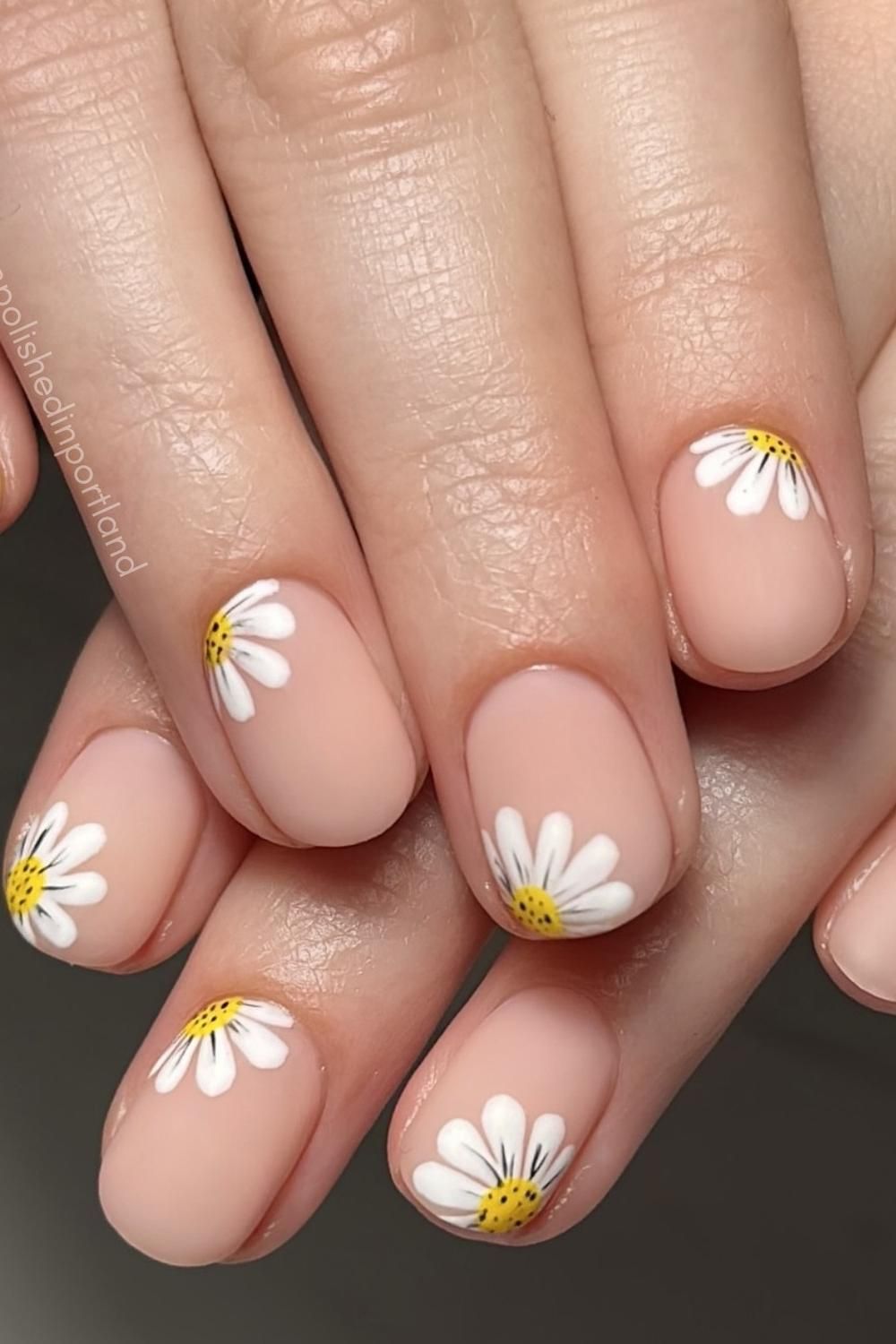 Matte Nude Daisy French Tip Nails