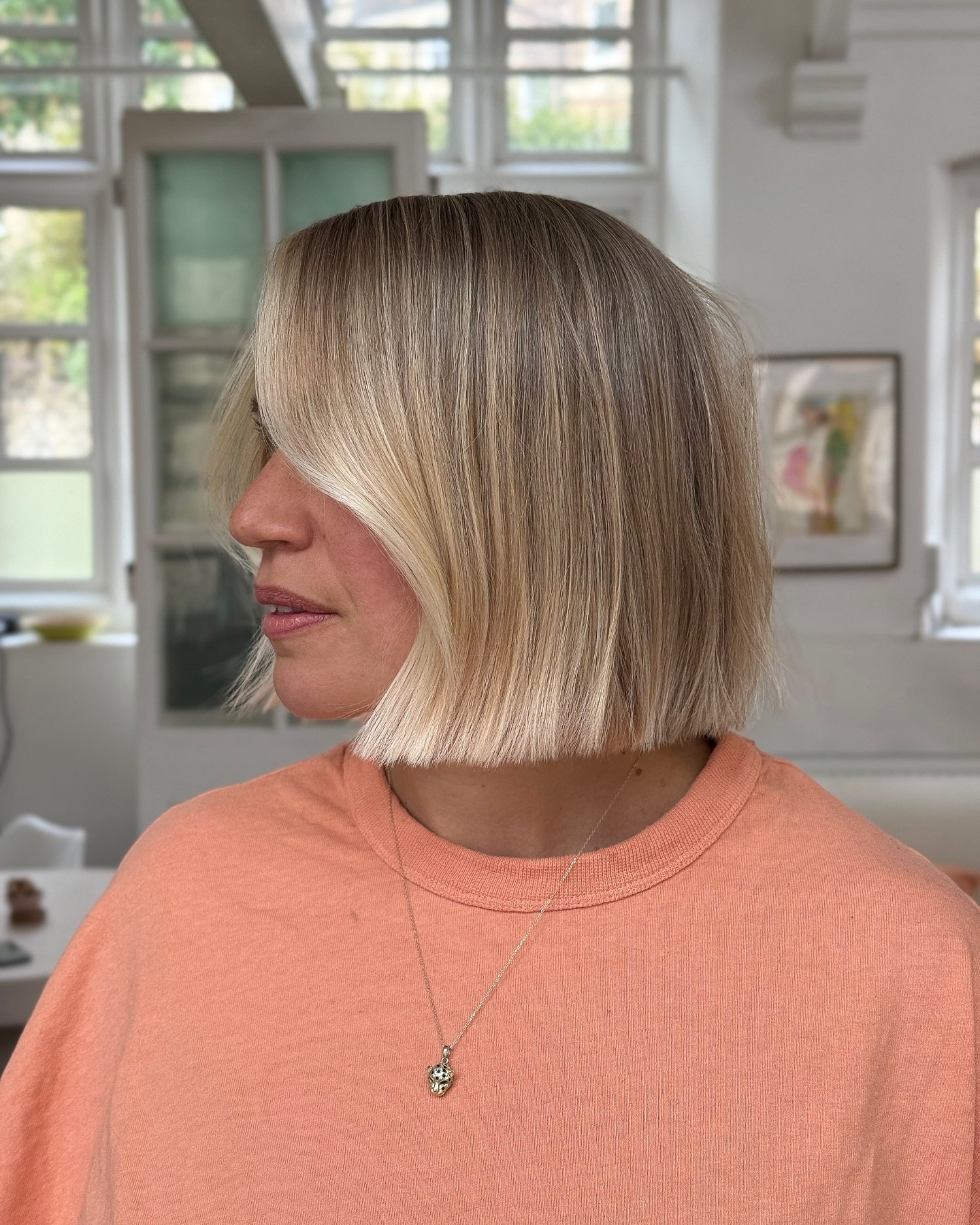Chic Blunt Bob With Ashy Blonde Money Piece