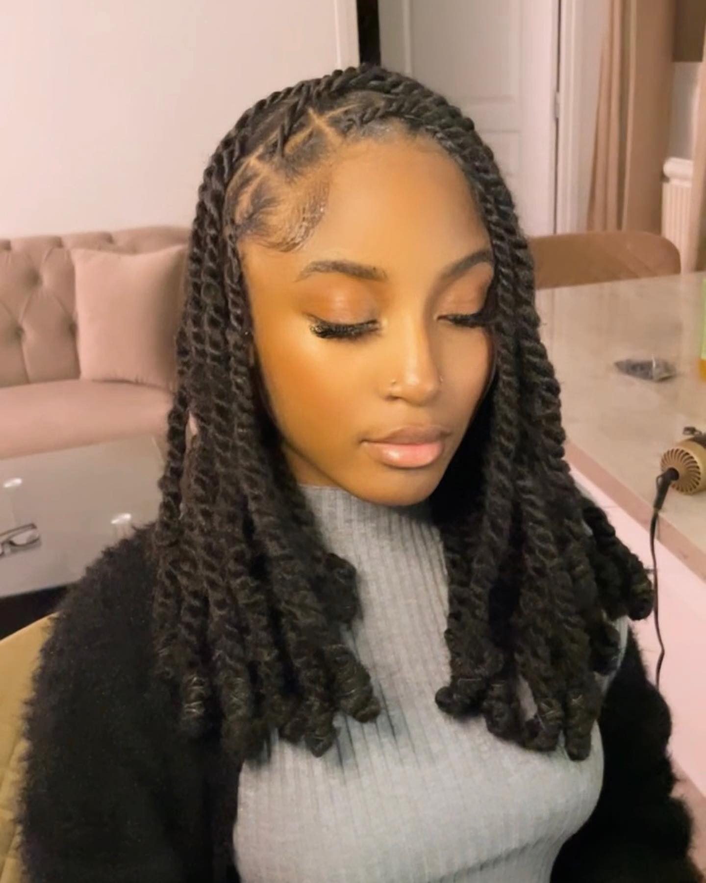 Elegant Twisted Locs With Defined Edges
