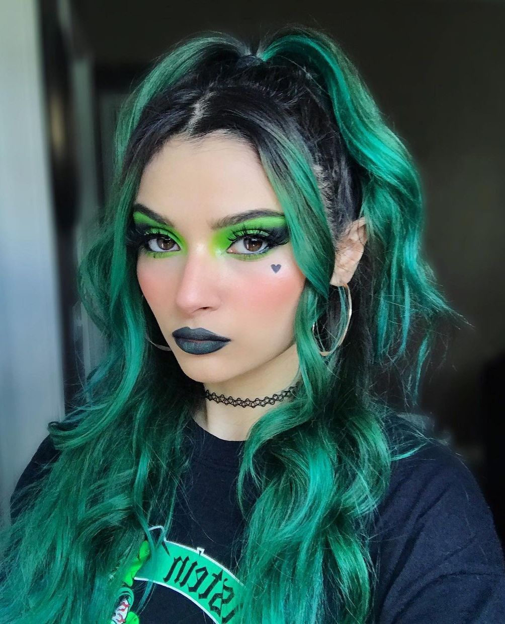 Vibrant Emerald Green Half Up Hairstyle