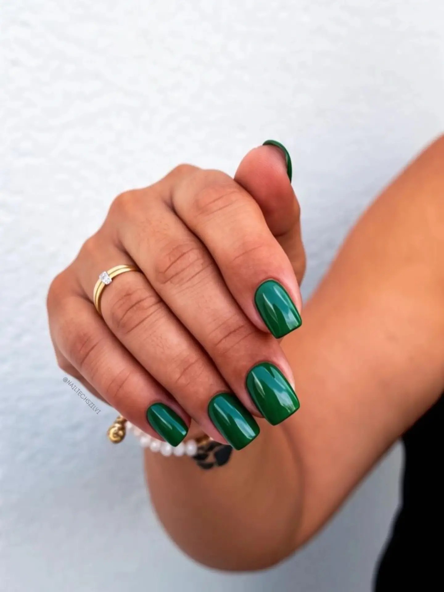 Emerald Green Glossy Square Nails