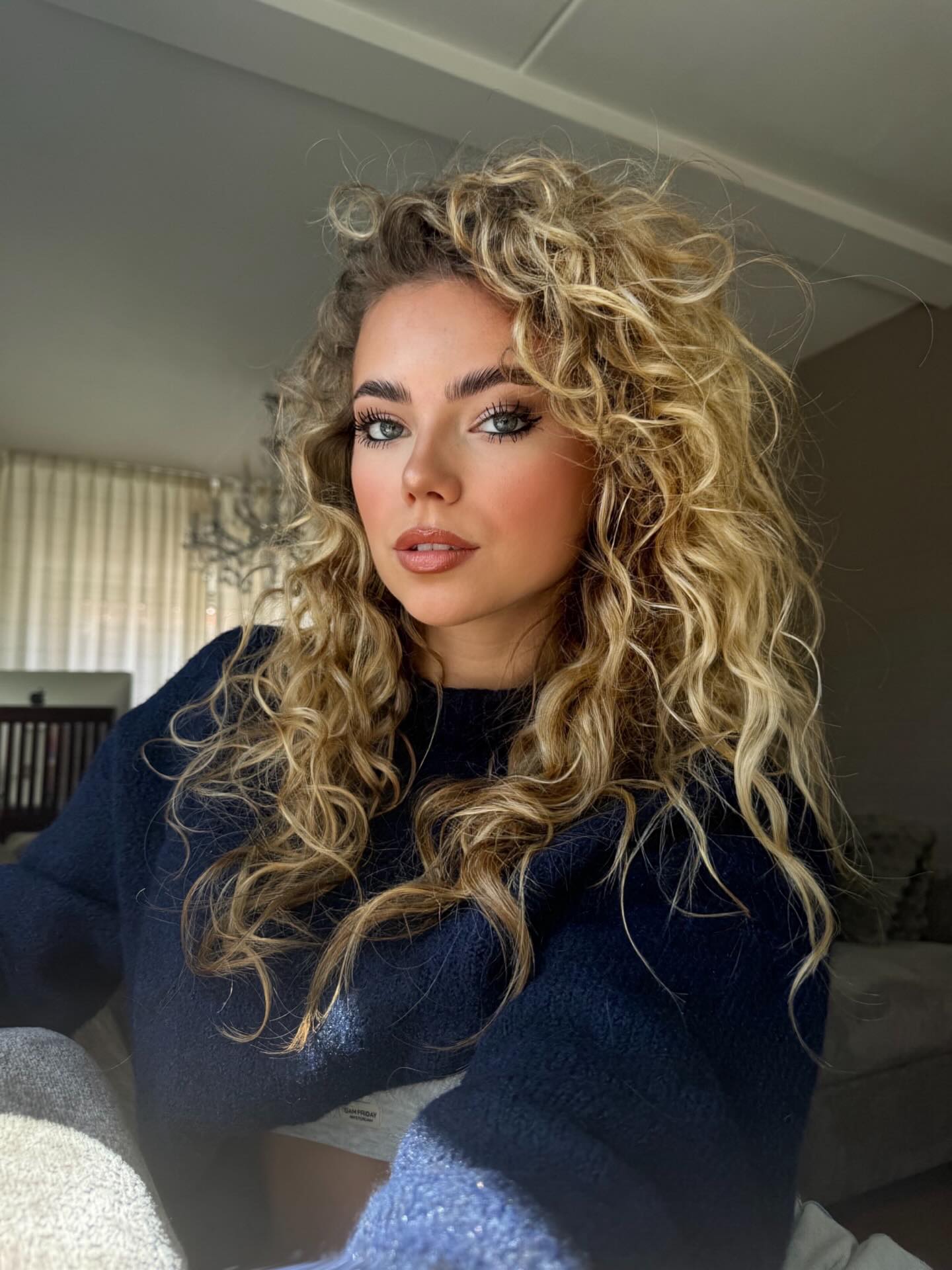 Tousled Honey Blonde Curls With Volume