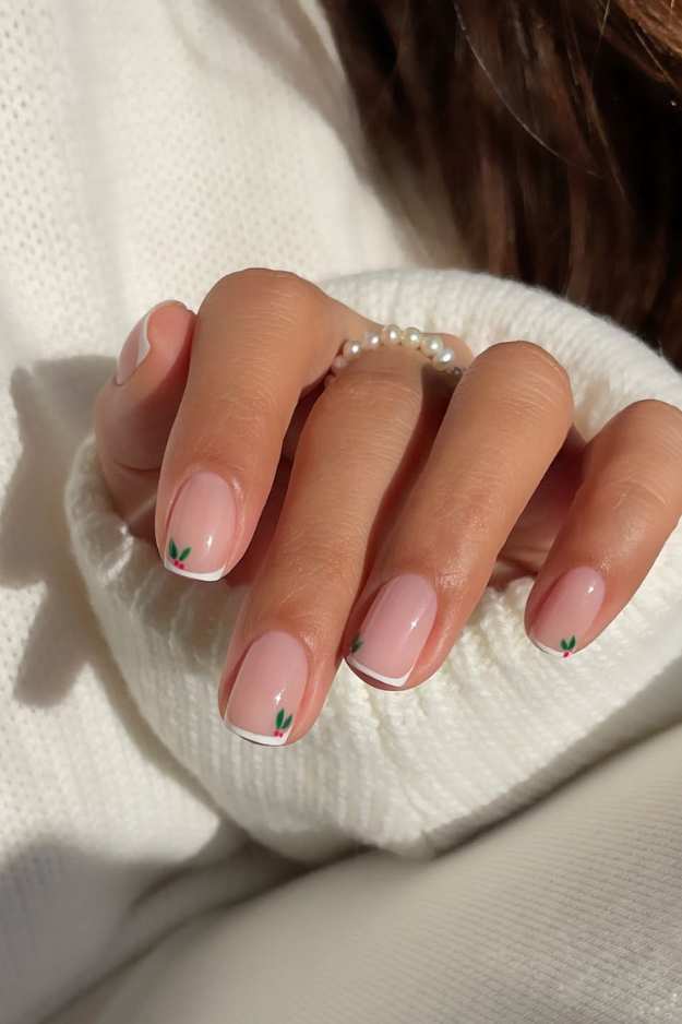 The 23 Short Christmas Nail Designs Everyone Will Want This Holiday Season The 23 Short Christmas Nail Designs Everyone Will Want This Holiday Season