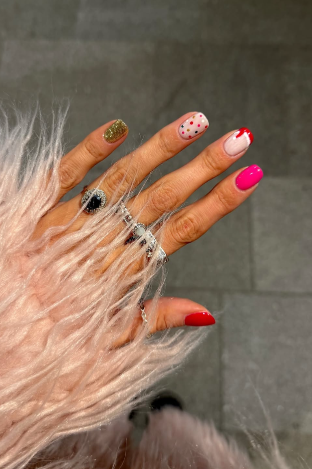 The 23 Short Christmas Nail Designs Everyone Will Want This Holiday Season The 23 Short Christmas Nail Designs Everyone Will Want This Holiday Season
