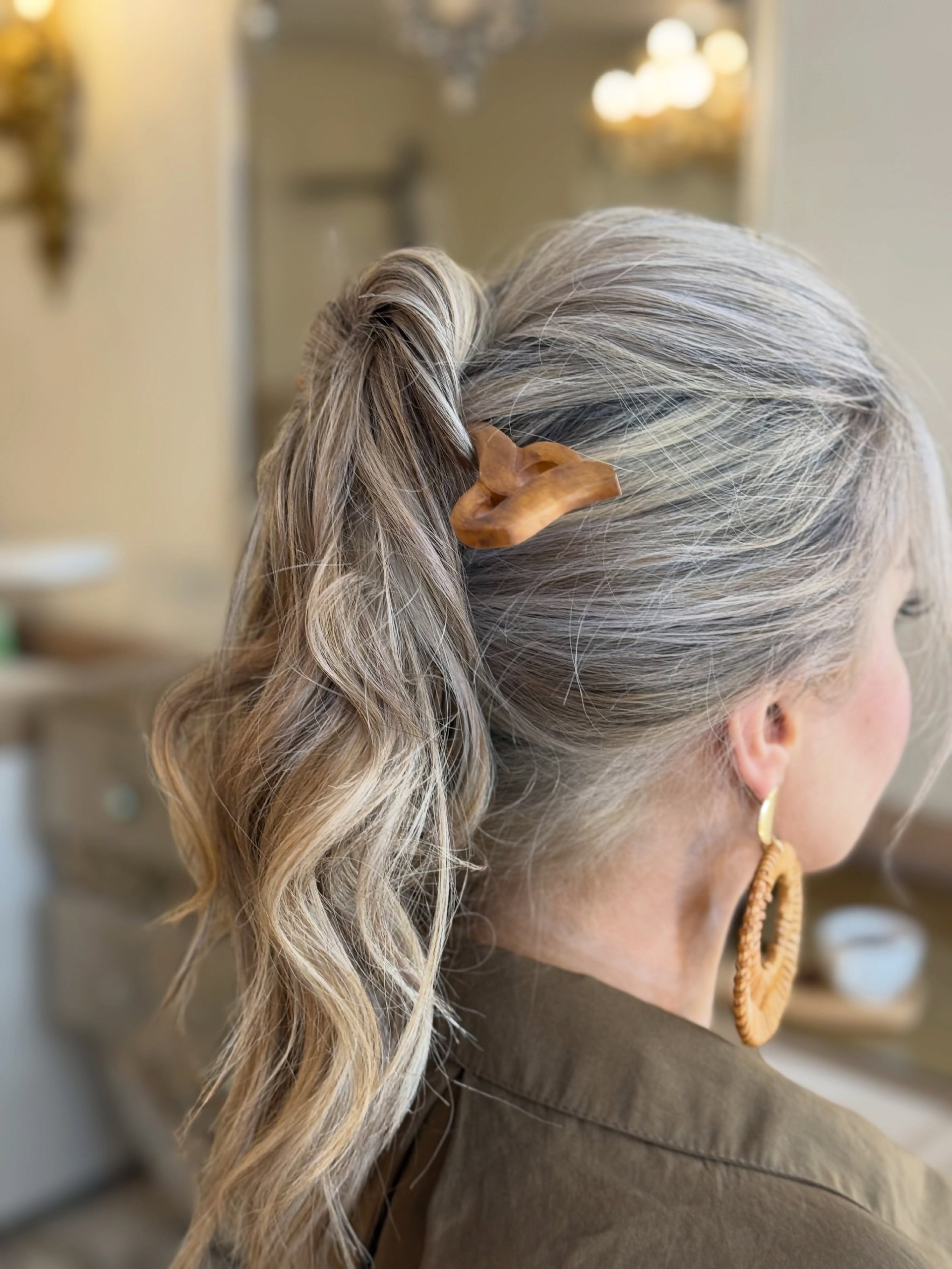 Effortless Voluminous High Ponytail With Wooden Clip