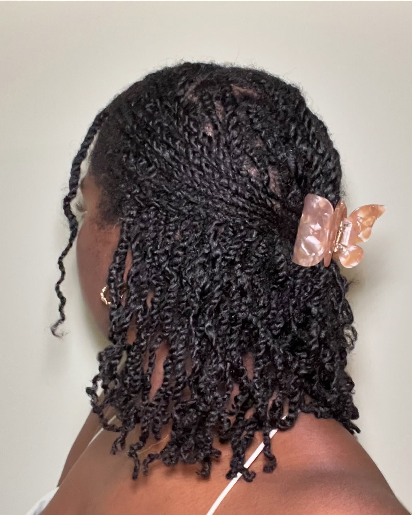 Natural Mini Twists With Butterfly Clip Accent