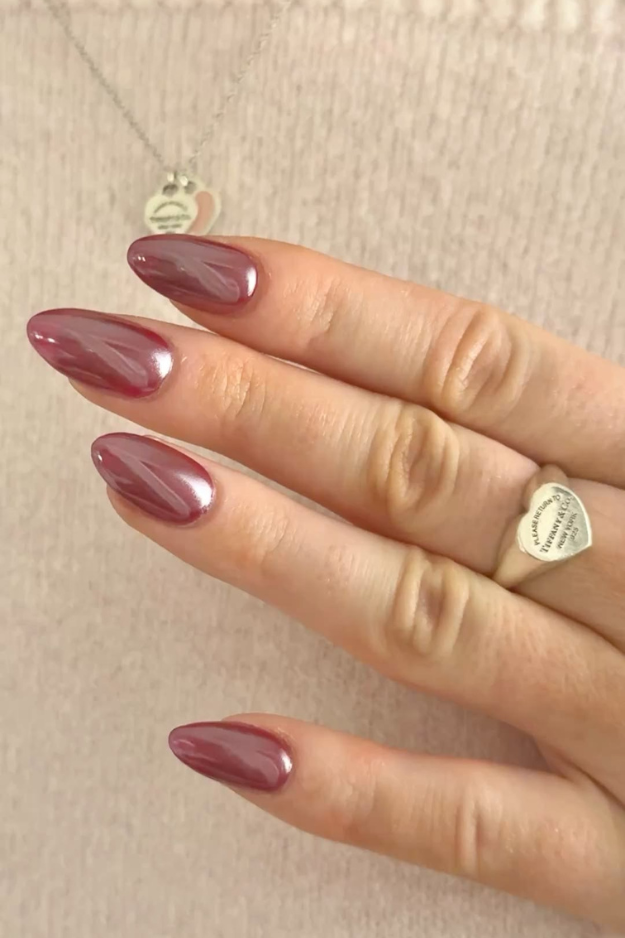 12 Fall Chrome Nail Colors That Are About to Take Over Your Pinterest Feed 12 Fall Chrome Nail Colors That Are About to Take Over Your Pinterest Feed