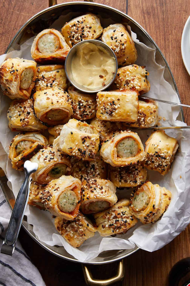 40 Christmas Appetizers That Will Have Everyone Hovering Around the Food Table 40 Christmas Appetizers That Will Have Everyone Hovering Around the Food Table
