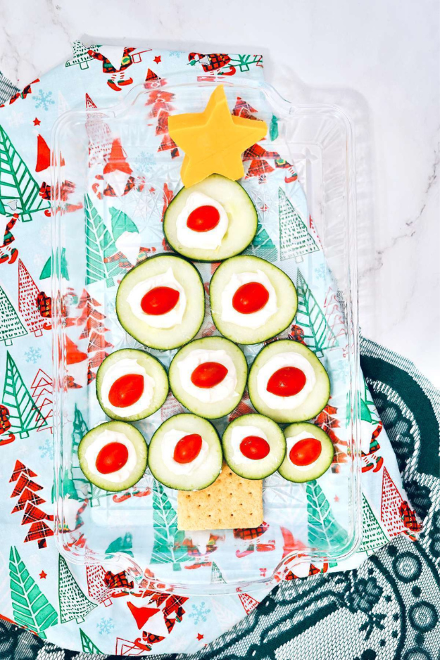 40 Christmas Appetizers That Will Have Everyone Hovering Around the Food Table 40 Christmas Appetizers That Will Have Everyone Hovering Around the Food Table