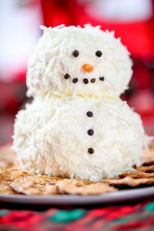 40 Christmas Appetizers That Will Have Everyone Hovering Around the Food Table 40 Christmas Appetizers That Will Have Everyone Hovering Around the Food Table