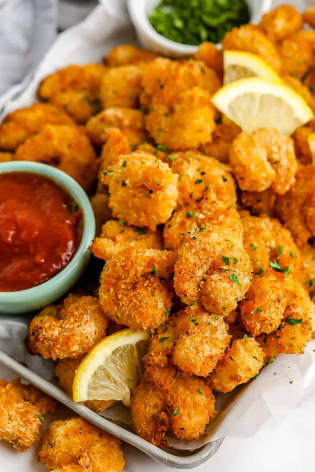 40 Christmas Appetizers That Will Have Everyone Hovering Around the Food Table 40 Christmas Appetizers That Will Have Everyone Hovering Around the Food Table