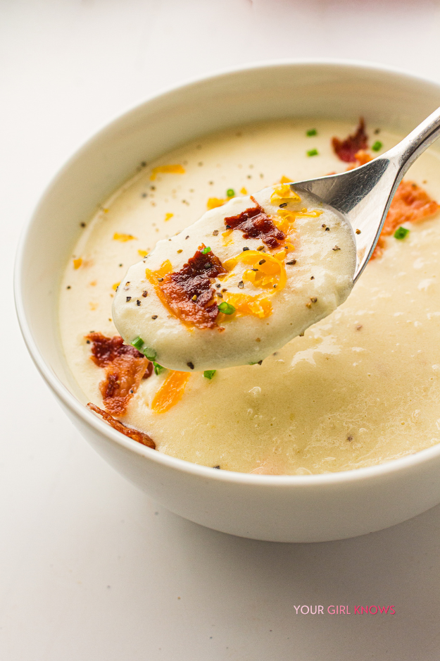 This Old-Fashioned Creamy Potato Soup Tastes Like the Kind Grandma Used to Make