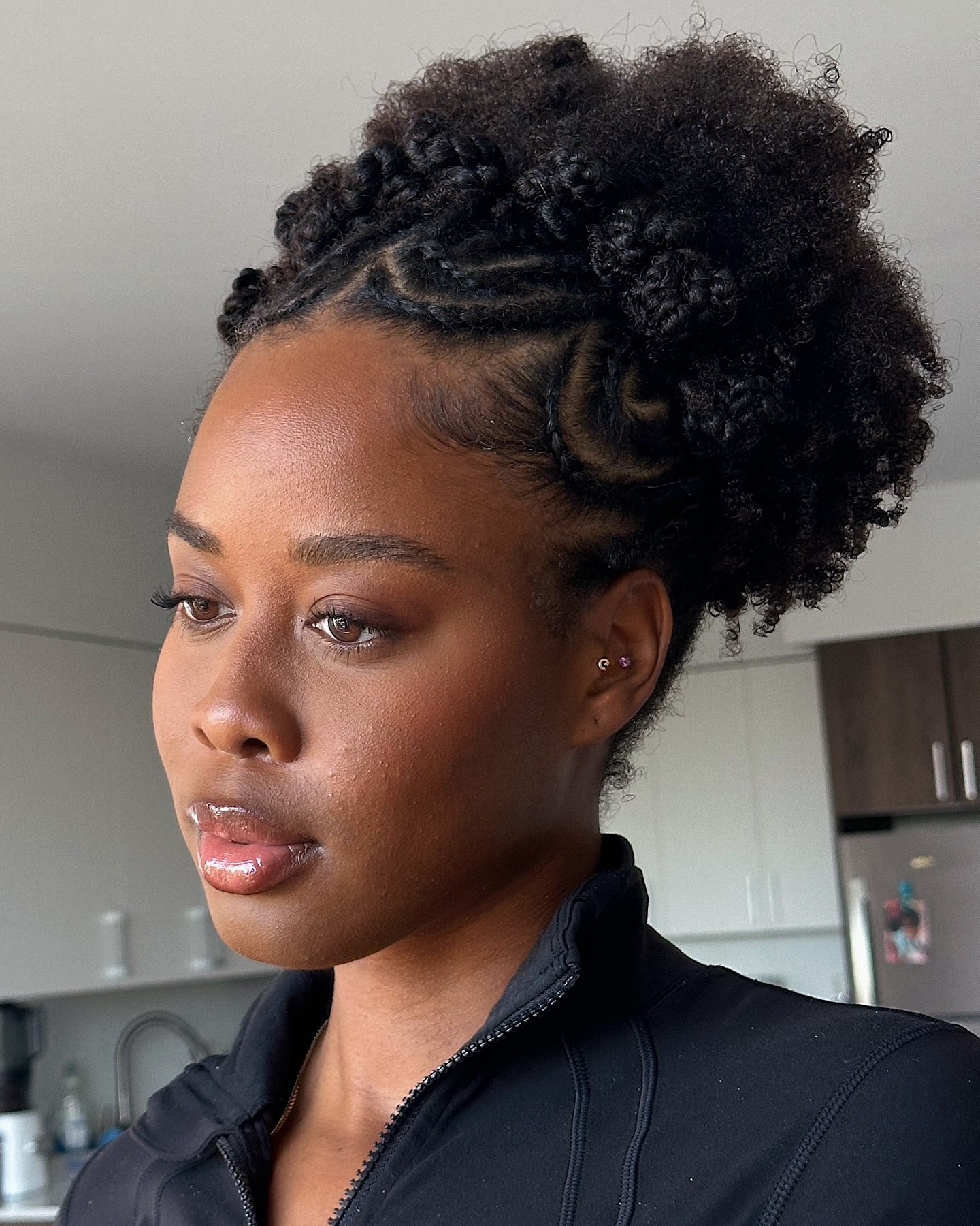 Chic Twisted Crown With Defined Coils