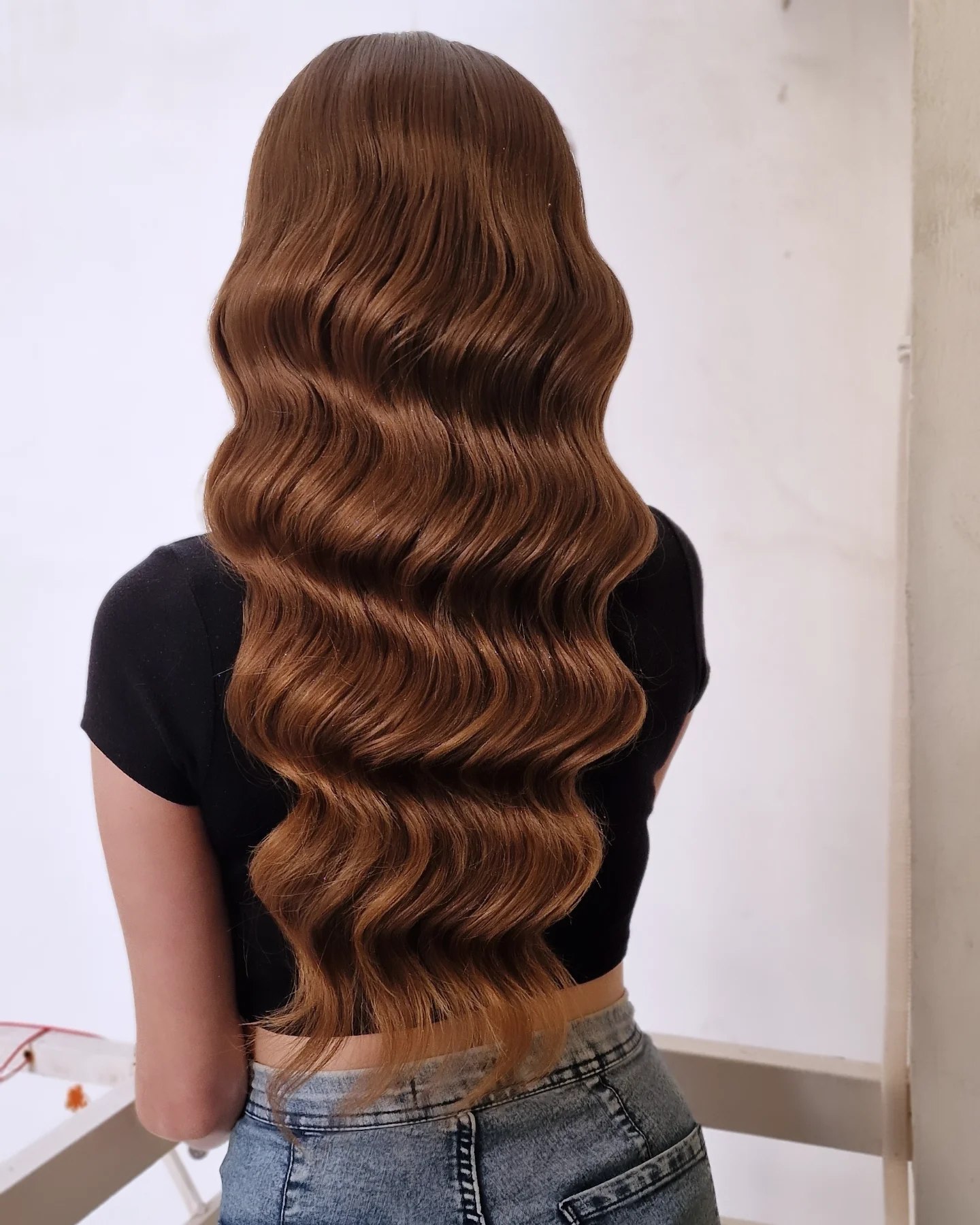Glamorous Redhead Hollywood Waves