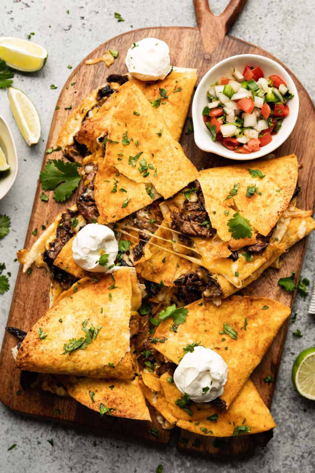 15 Steak Dinner Ideas That Make a Weeknight Feel Like a Steakhouse