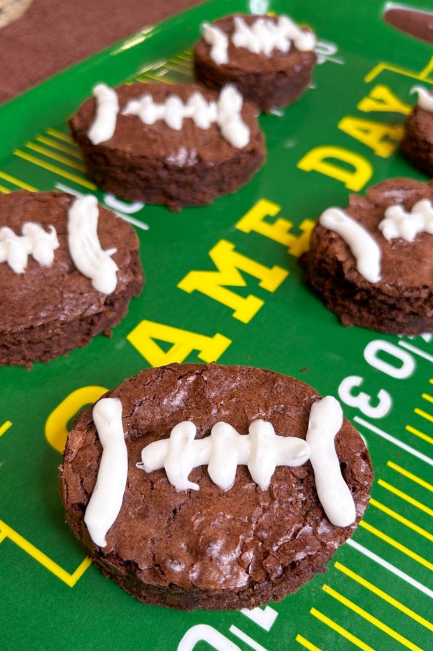 25 Irresistible Football Snacks for Party That Won’t Make It to the Fourth Quarter