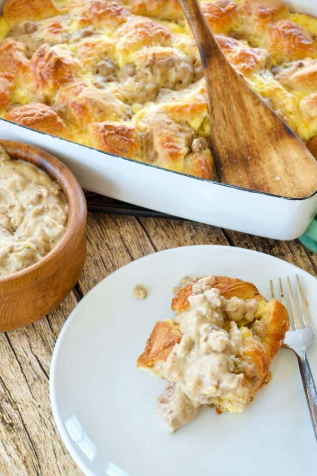 28 Easy Casserole Recipes Everyone at the Table Will Dig Into