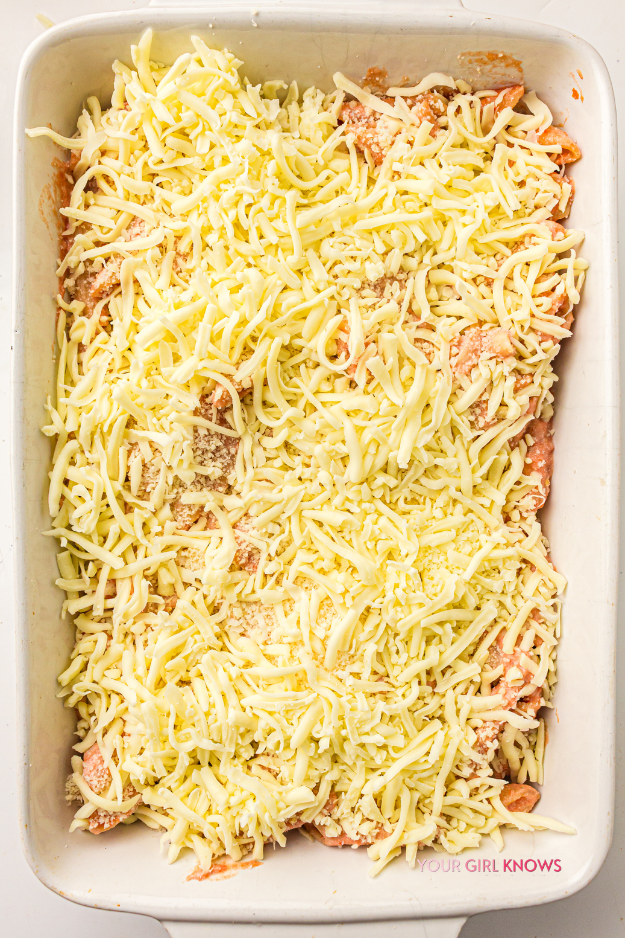 This Cheesy Baked Ziti Is the Kind of Dinner That Never Leaves Leftovers This Cheesy Baked Ziti Is the Kind of Dinner That Never Leaves Leftovers